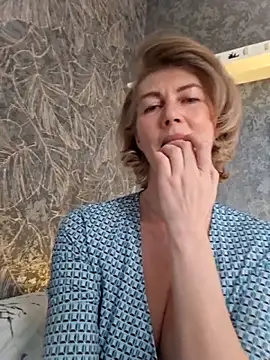 stellahere8 Chat XXX in diretta