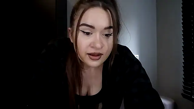 avajade Chat XXX in diretta