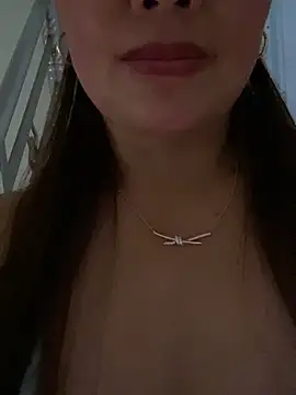 Milky-milk 在線直播表演