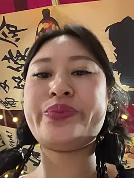 Yolanda9 现场XXX聊天