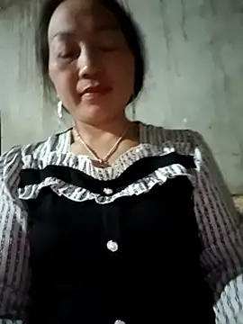 baby_112233 在線直播表演