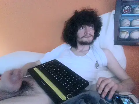 Teddy4420: διαδικτυακό σόου στην κάμερα