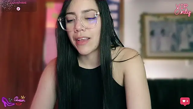 LauGrayJ Chat XXX live