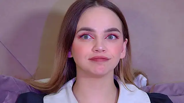 Chat +18 de AnitaVenture ao vivo