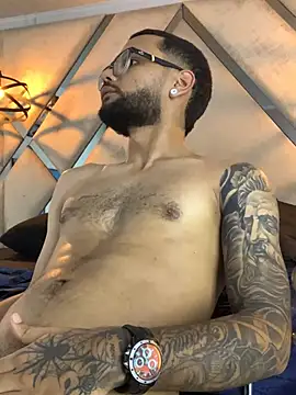 KyleJoss30's Webcam Show