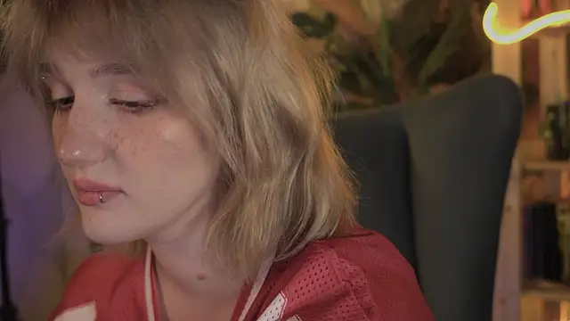 ELLIEJAY's Live XXX Chat