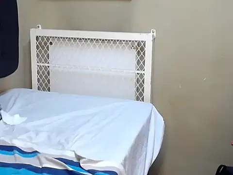 Chat XXX en directo de BigBunSquirt