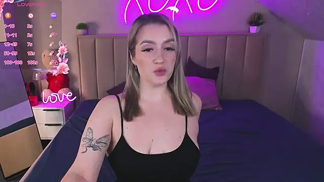 Viickie_NelssonのライブXXXチャット