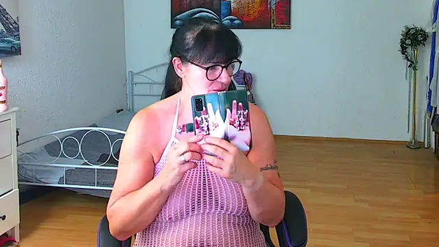 Sylly Chat XXX in diretta