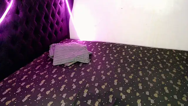 YOURFAVDOLLYXXX_: α πευθείας συνομιλία ΧΧΧ