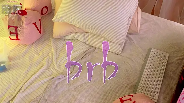 no_1dea Adlı Modelin Canlı XXX Sohbeti