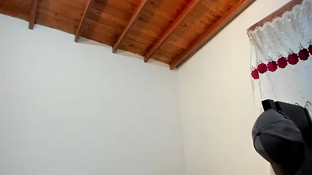 Vlad__night's Live XXX Chat