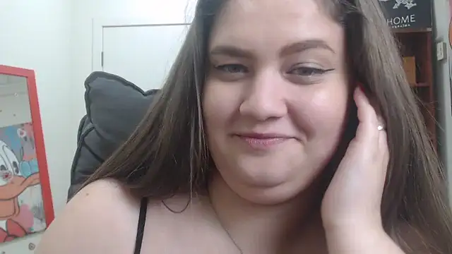 Maddinia 网络视讯表演