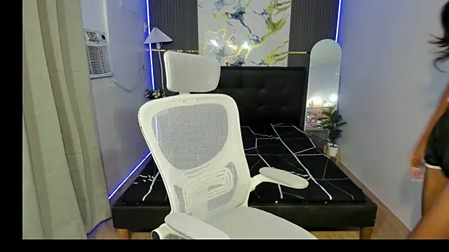 Webkamerová show BlackbarbieXXL