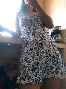 Ally-cutee Chat XXX live