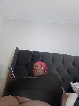 nancy111: διαδικτυακό σόου στην κάμερα