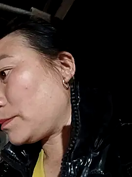 Lindxx-hot Chat XXX in diretta