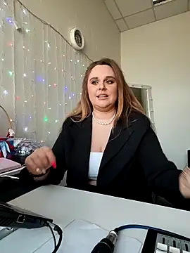 Juicy_PeachLux Live XXX Chat