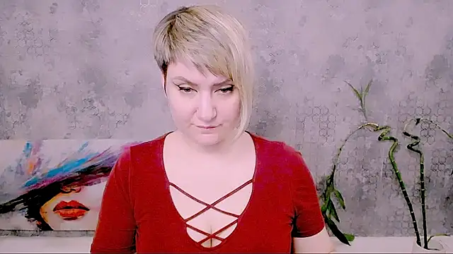 Djullia's Live XXX Chat