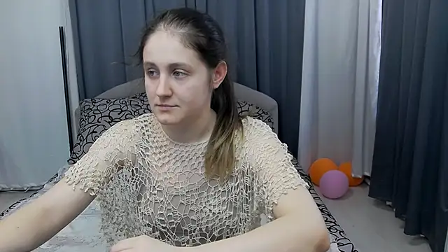 Czat XXX na żywo – Holliy_Cooper