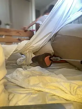 ROUSSH élő XXX-chatje