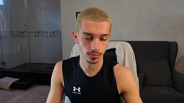 KaydenDrew 现场XXX聊天