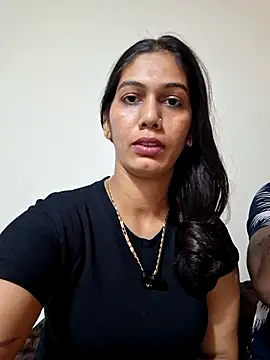 Show modela Garima_G na web-kameri