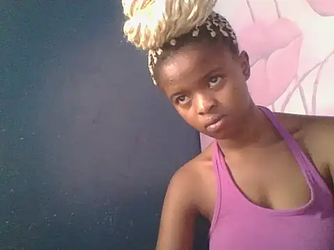 petitemew – Live XXX-chat