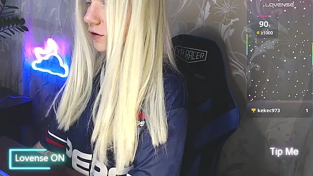 Онлайн чат XXX Shiny_Victoria