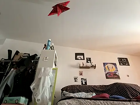 Valen_tinx19cm Adlı Modelin Canlı XXX Sohbeti