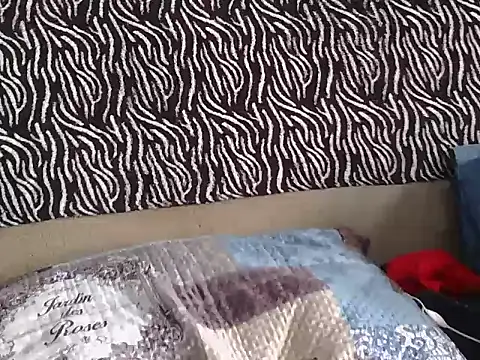 crazypervet live XXX chat