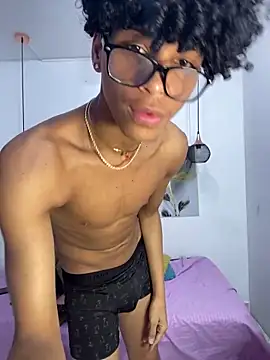 Violet_Dream2 webkamerás műsora