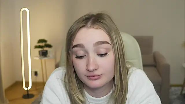 Chat +18 de VioletteClaire ao vivo