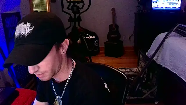 LEVIATHANX666 Show in webcam