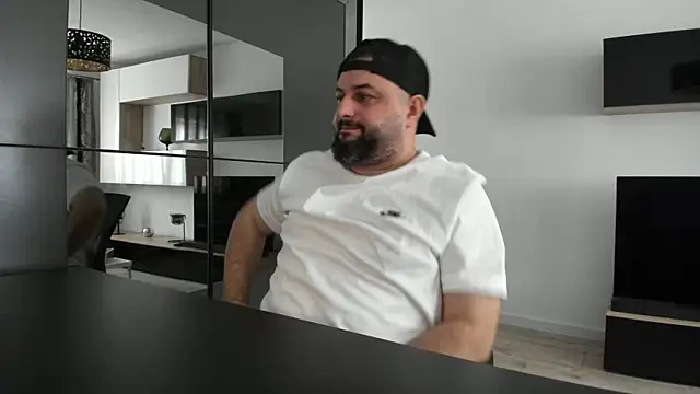 DravenPeak Show in webcam