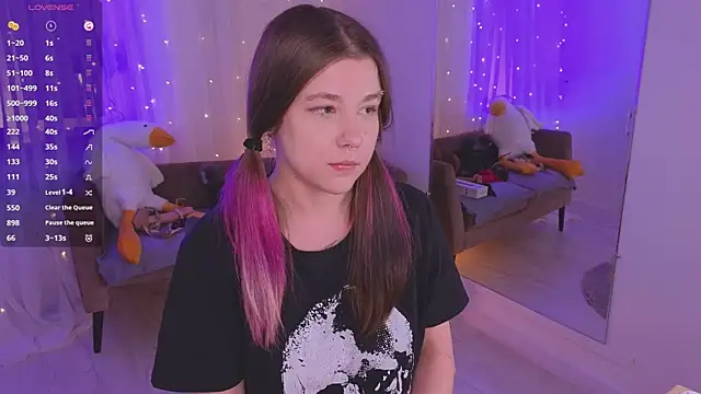 Mira_Falls: онлайн-секс-чат