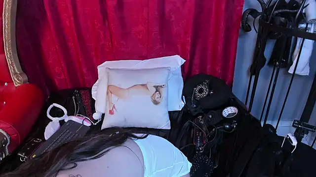 Chat XXX ao vivo de LiliThara