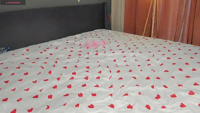 Chat XXX ao vivo de BustyNoir