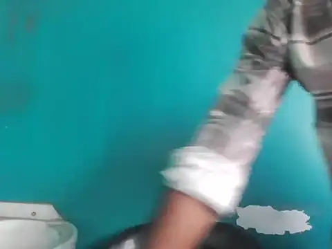 Show modela Tamilgud23 na web-kameri