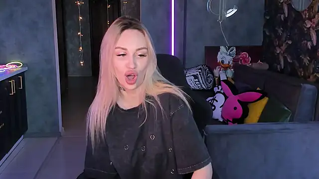 Živý XXX chat Blckmirrorr