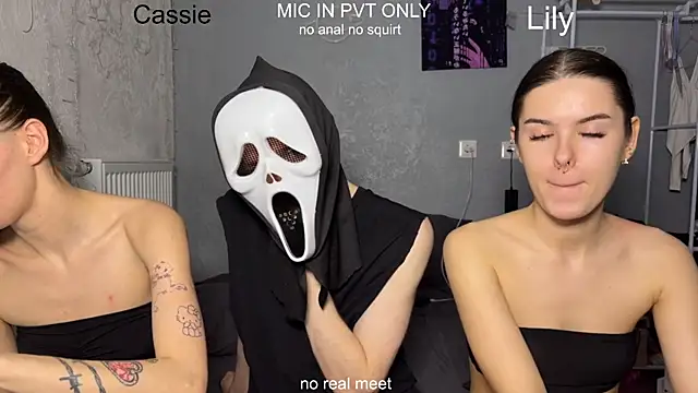 عرض كام girls_secrets