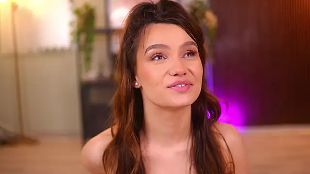 Lena_Laurent's Live XXX Chat