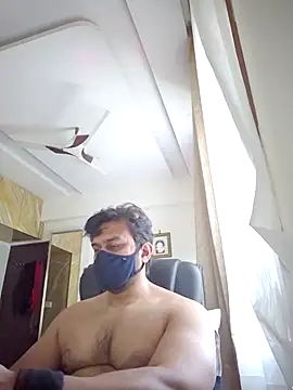 Show modela kaizercool1 na web-kameri