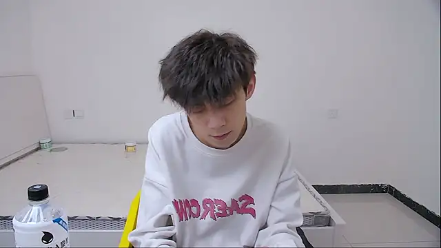 paofu-001's Live XXX Chat