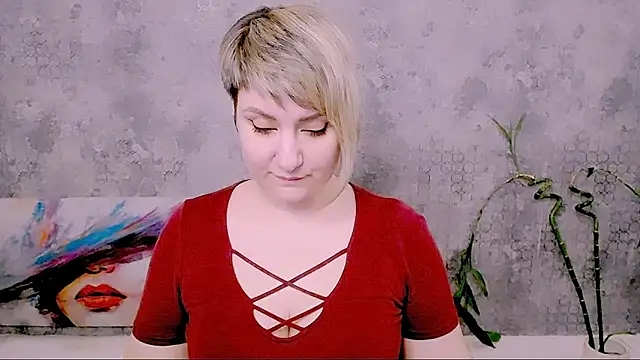 Djullia Live XXX-chat