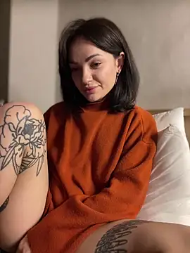 SaraLow: онлайн-секс-чат