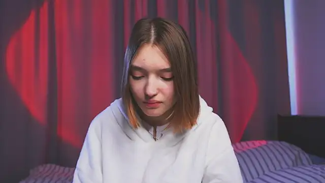 Leyla_crsh Adlı Modelin Canlı XXX Sohbeti