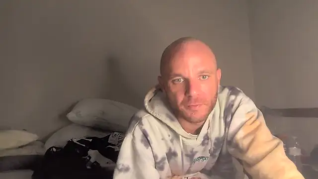 FrankieFuckMe 在線直播表演