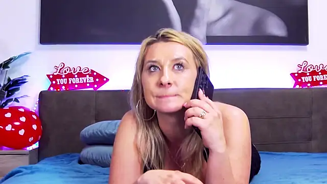 Онлайн чат XXX KaylinJan