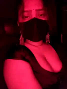 Idhika-Paul Live XXX-Chat